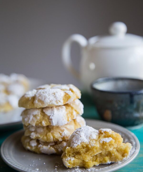 Mango Crinkle Cookie